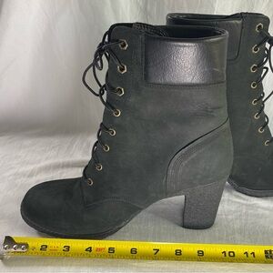 Timberland Black Leather Suede Glancy 3.5” Heel 8432A 4834 Size 10 EUC